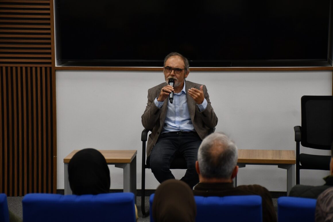 IBU Hosts “What Is Not Literature?” Conference Highlighting Scholarly Dialogue and Cross-University Participation